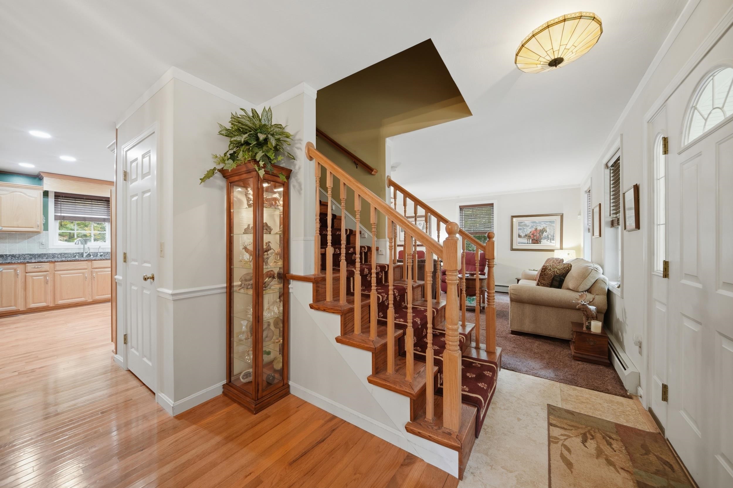 152 Burke Road Property Photo 20