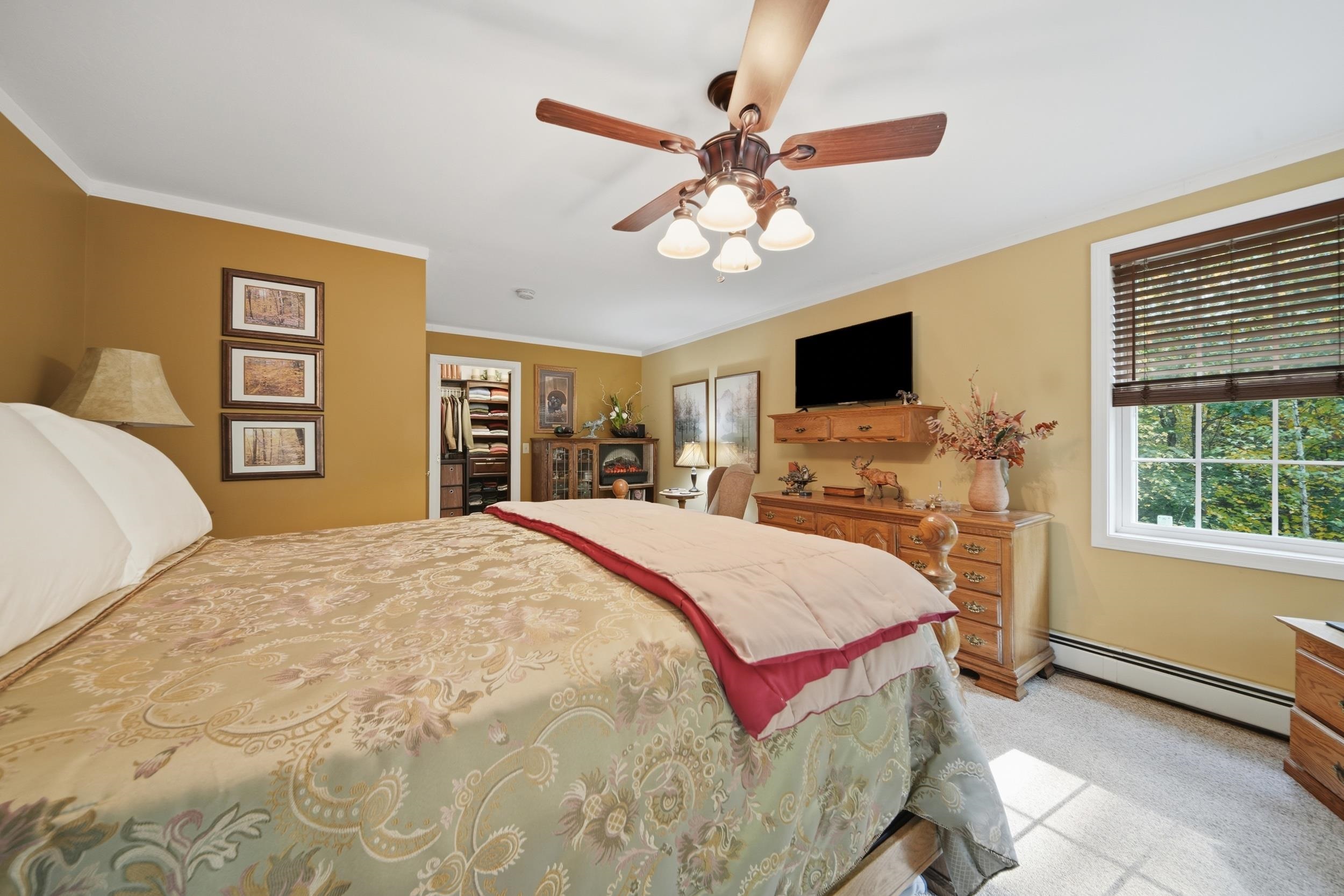 152 Burke Road Property Photo 26