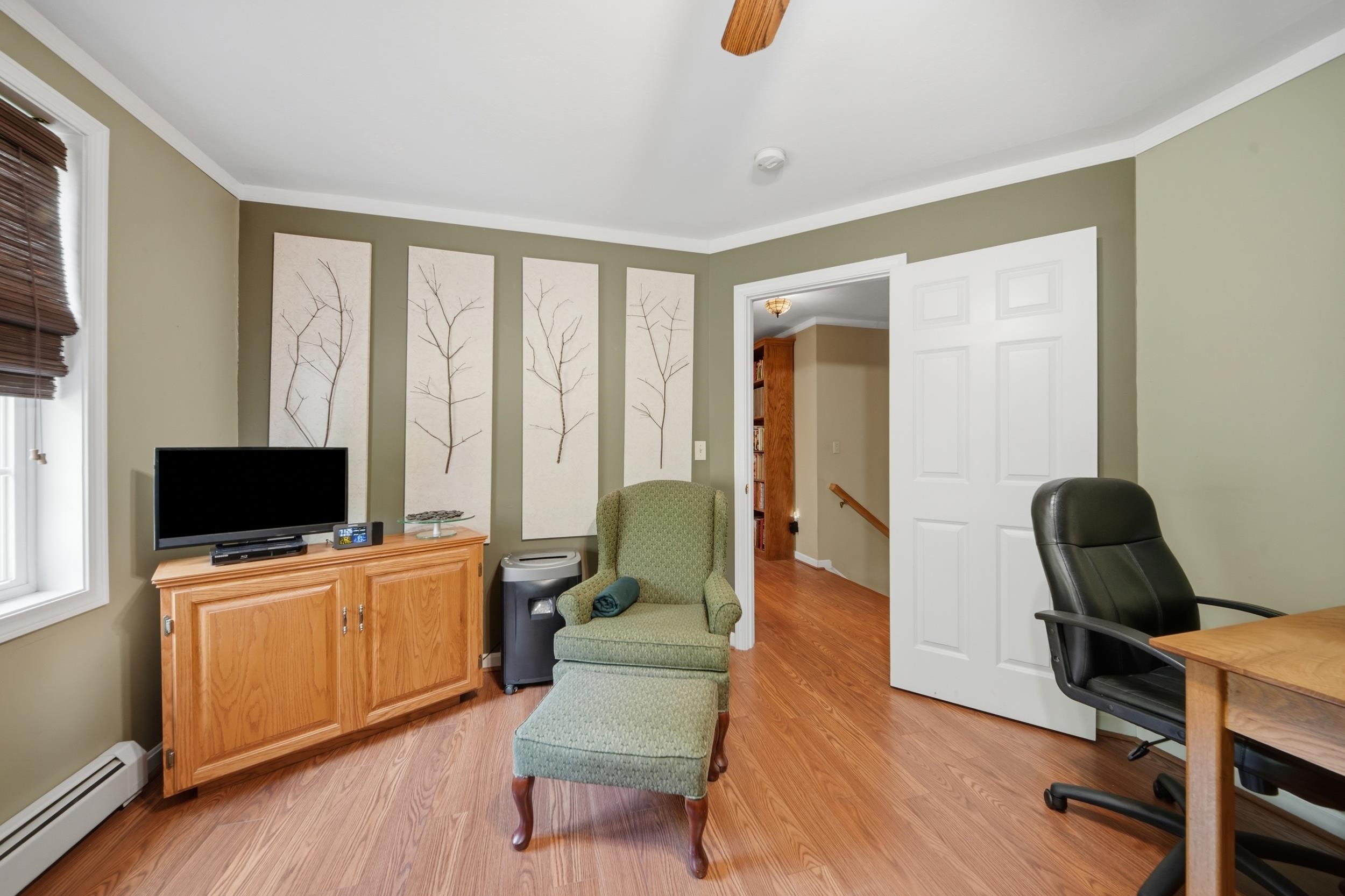 152 Burke Road Property Photo 29