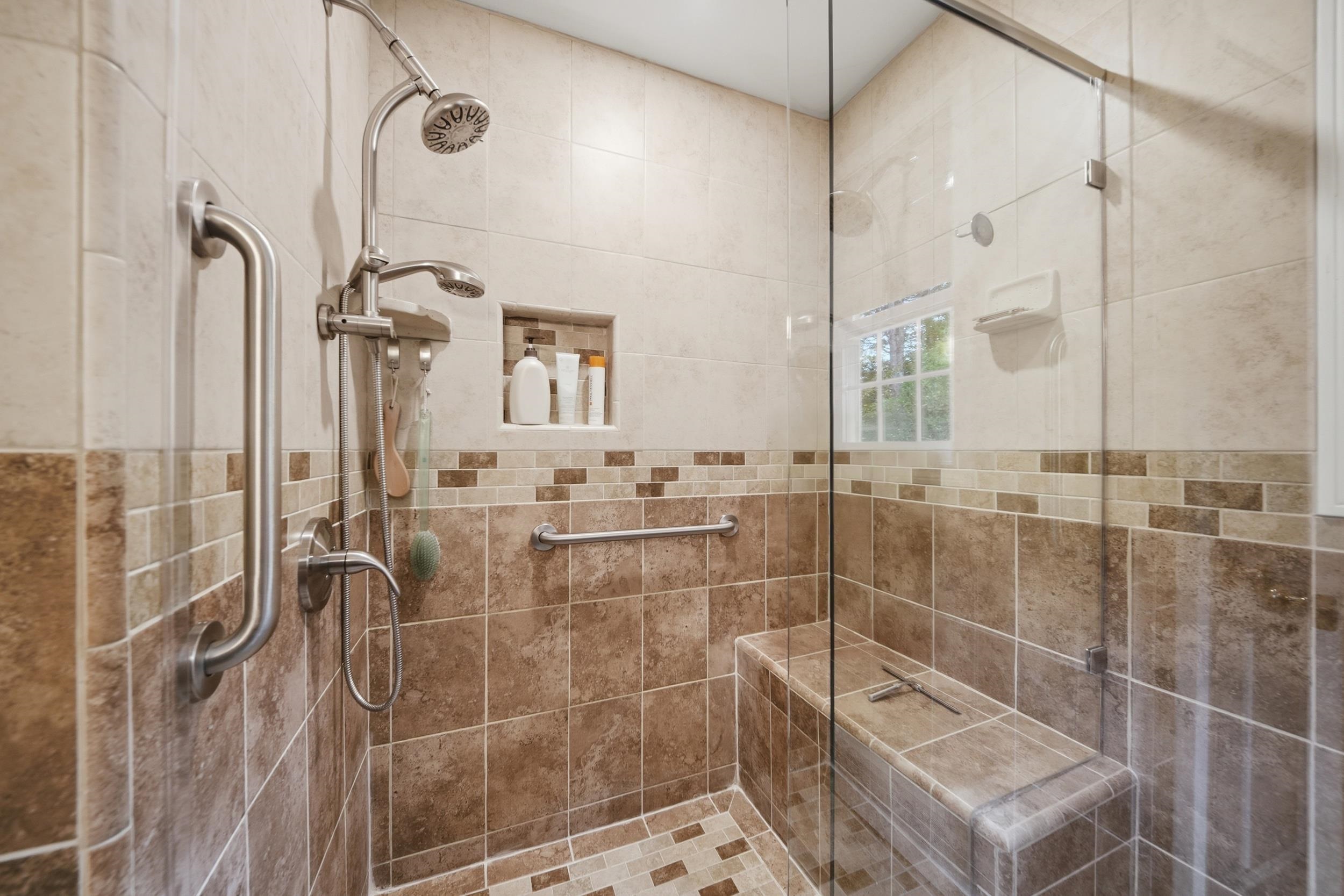 152 Burke Road Property Photo 31