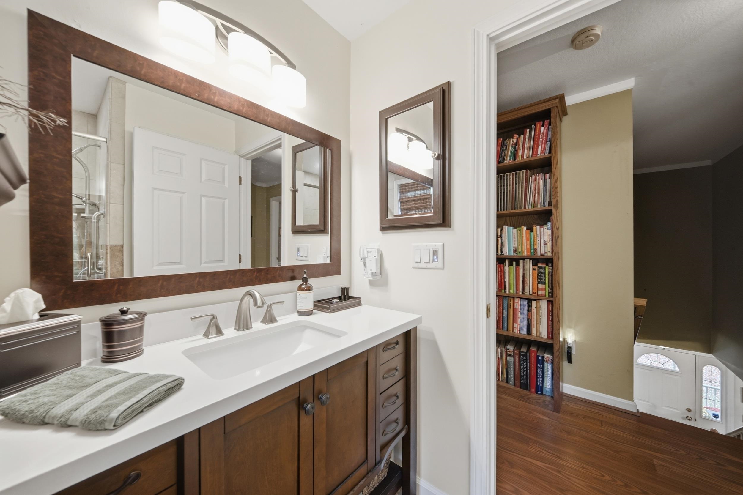 152 Burke Road Property Photo 32