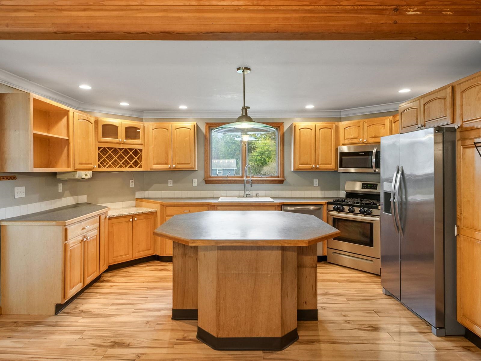 43 Jericho Road Property Photo 2
