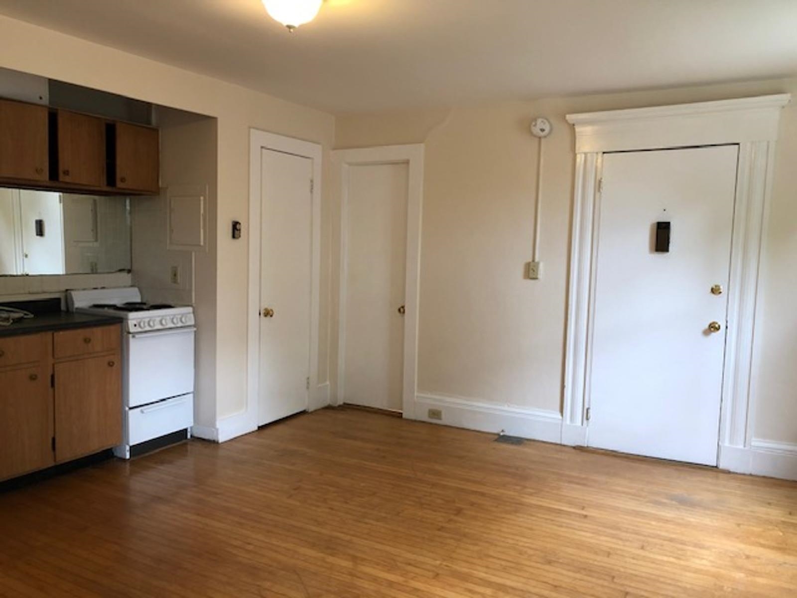 52 North Union Street Property Photo 7