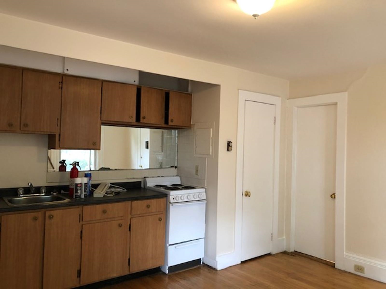 52 North Union Street Property Photo 8