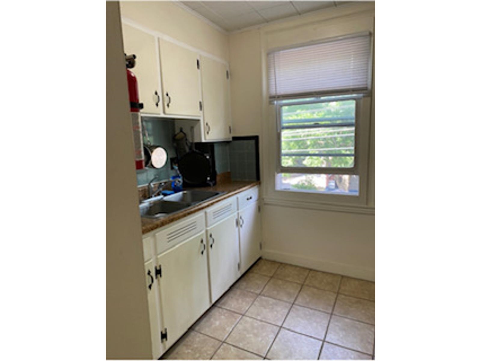 52 North Union Street Property Photo 14