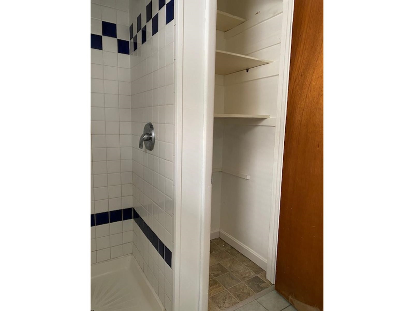 52 North Union Street Property Photo 36