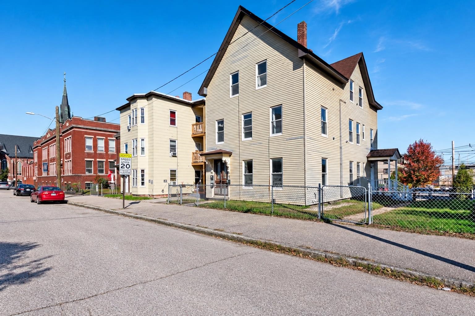 267 Cartier Street Property Photo 1