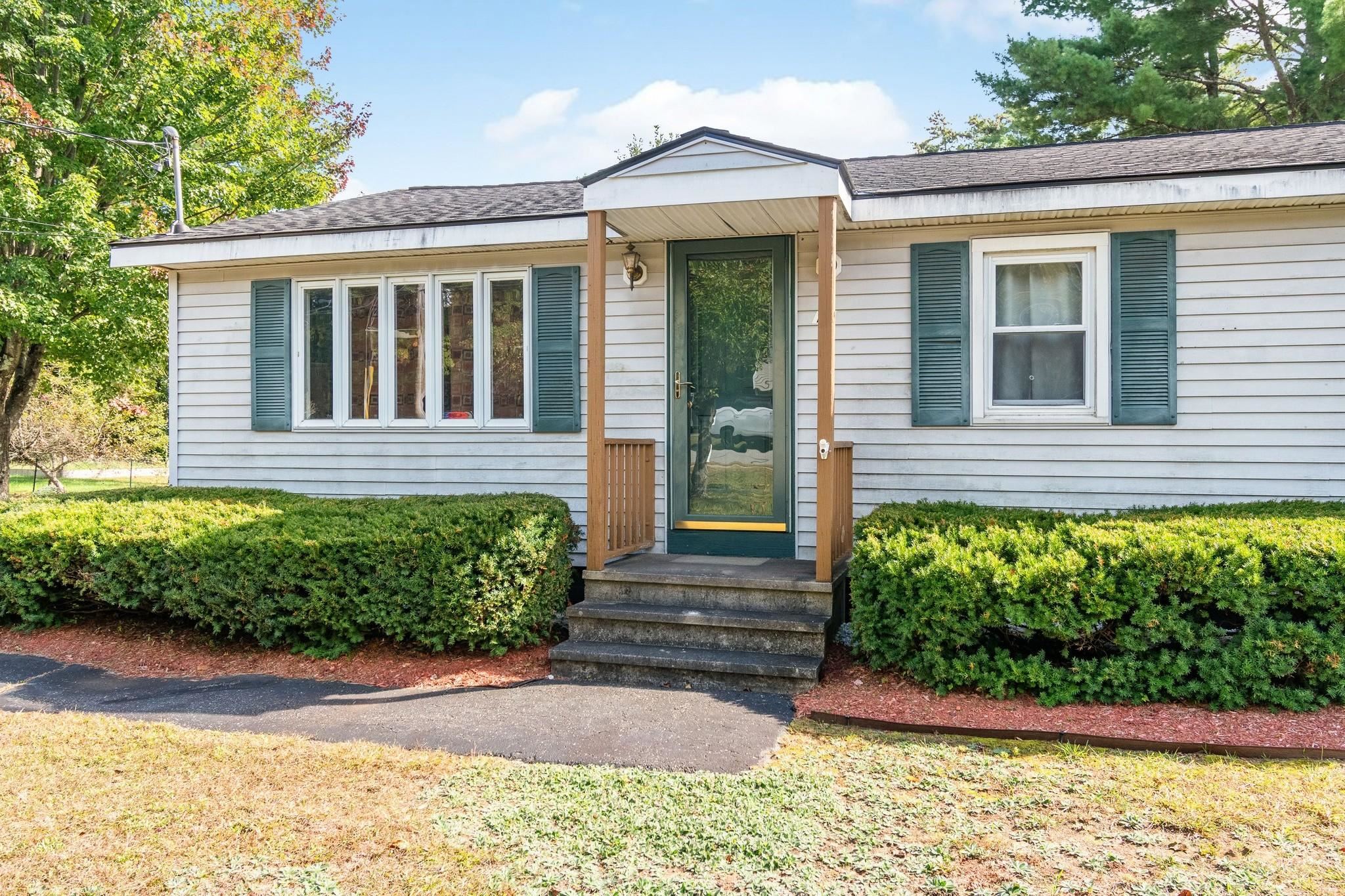 14 Foster Road Property Photo 4