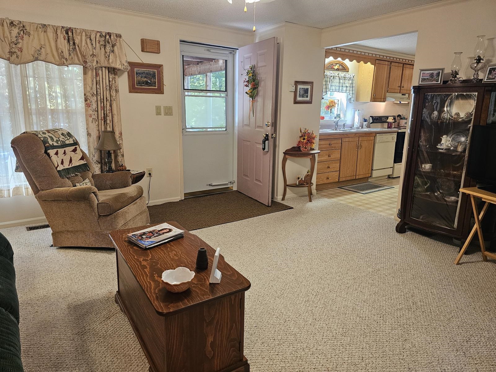 55 Wexford Lane Property Photo 6