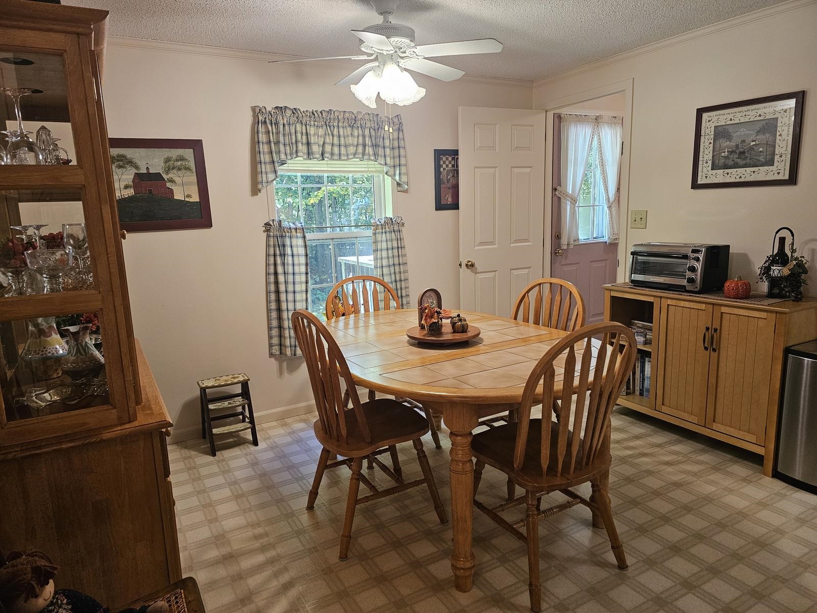 55 Wexford Lane Property Photo 9