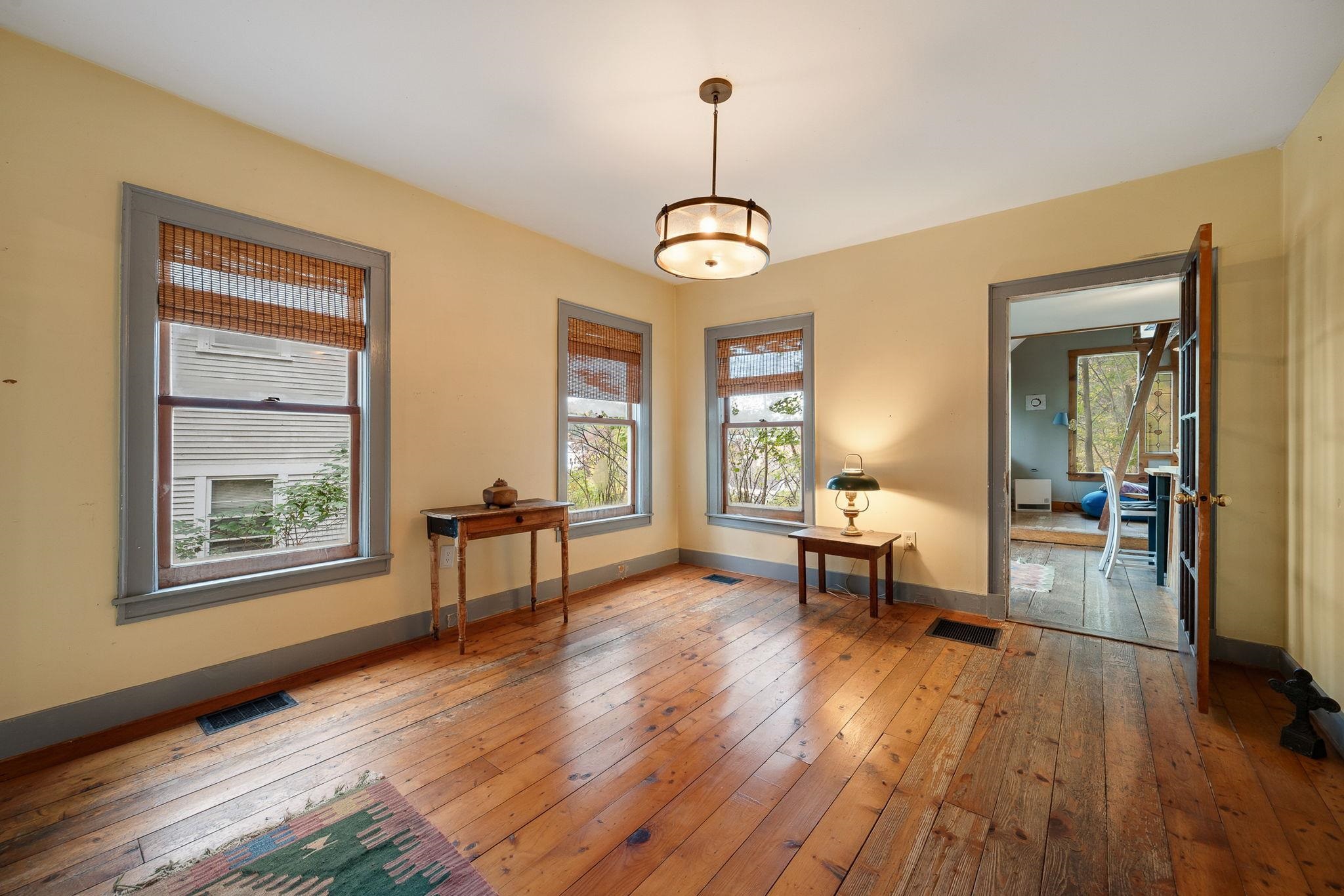 10 Hillside Avenue Property Photo 10