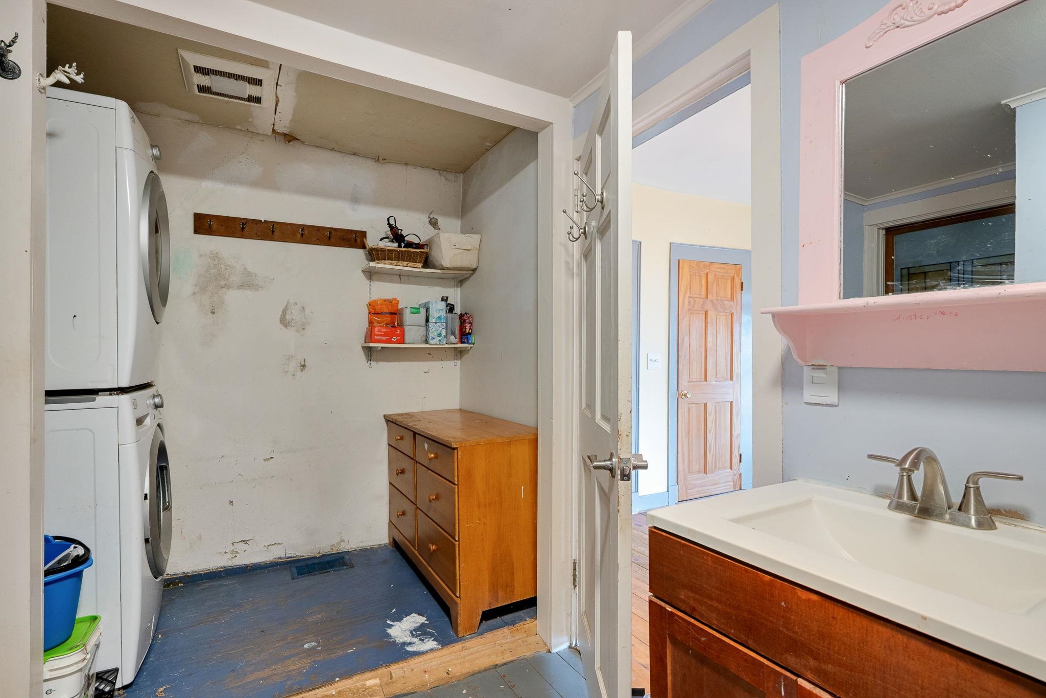 10 Hillside Avenue Property Photo 20
