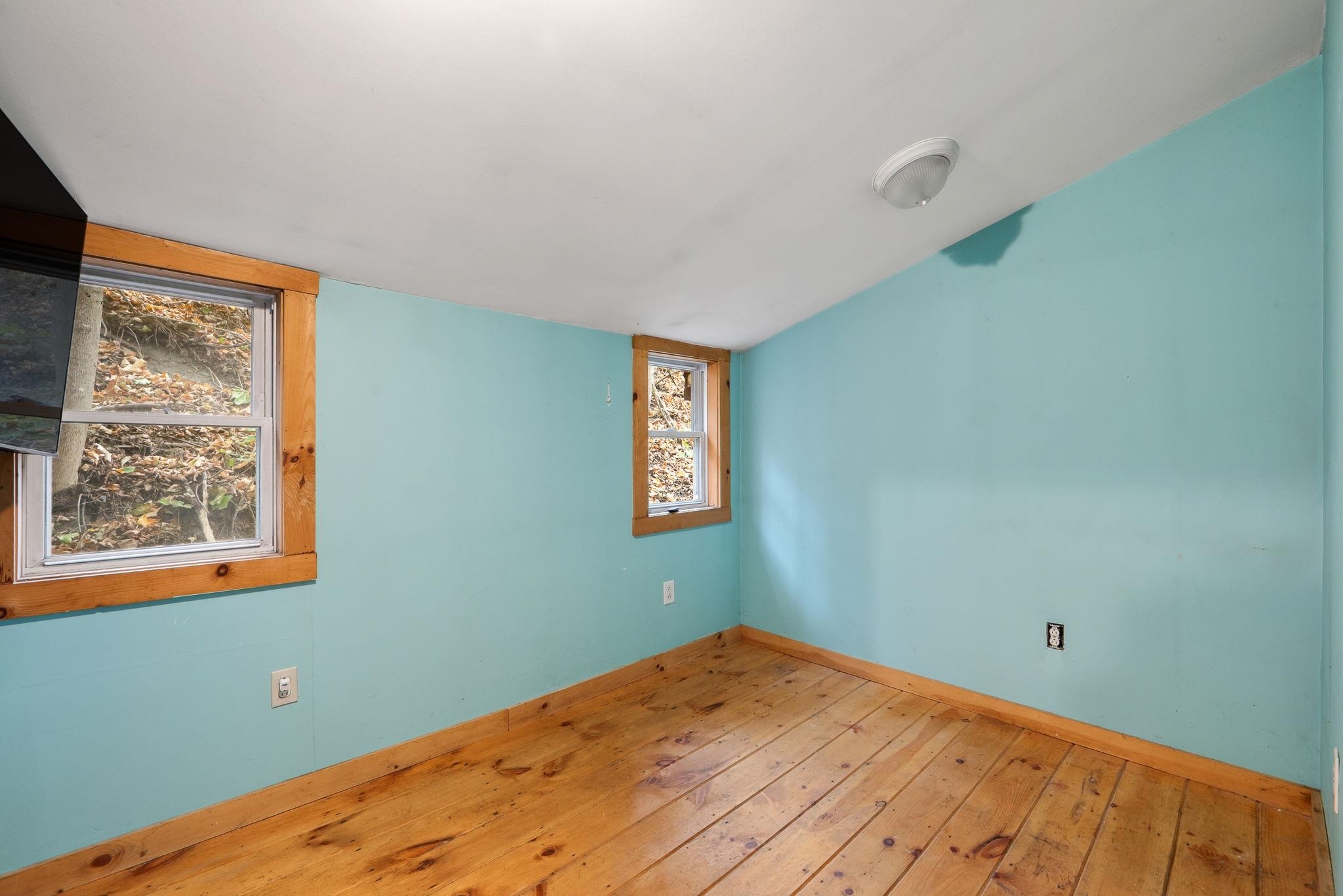 10 Hillside Avenue Property Photo 23
