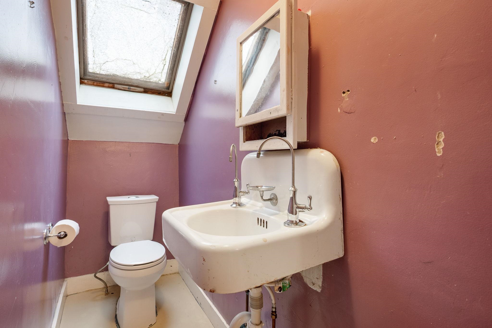 10 Hillside Avenue Property Photo 29