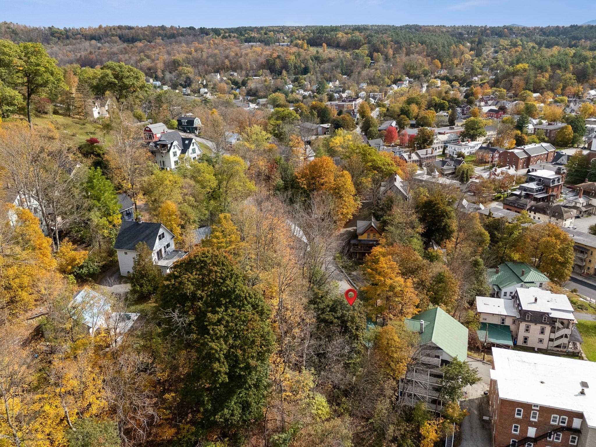10 Hillside Avenue Property Photo 41