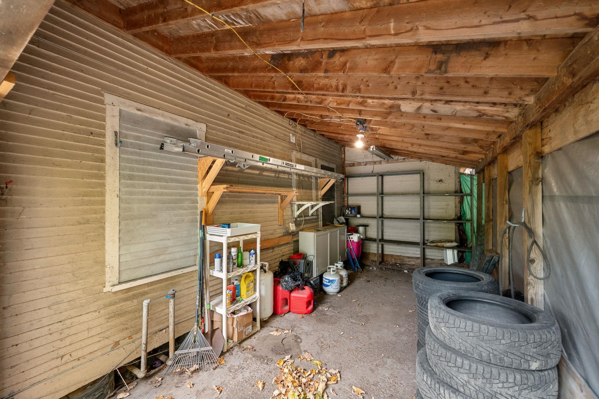 10 Hillside Avenue Property Photo 46