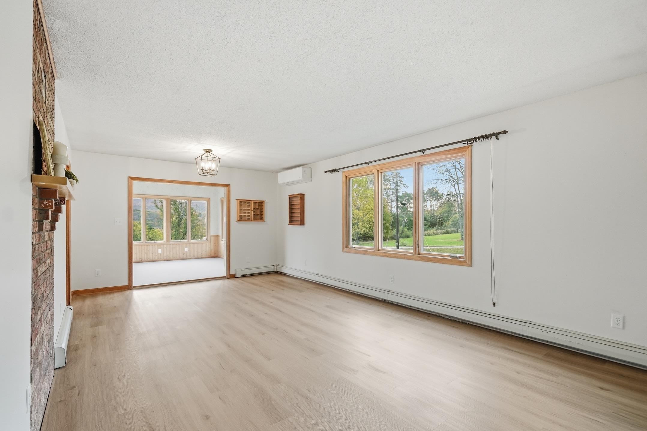 224 Silver Street Property Photo 8