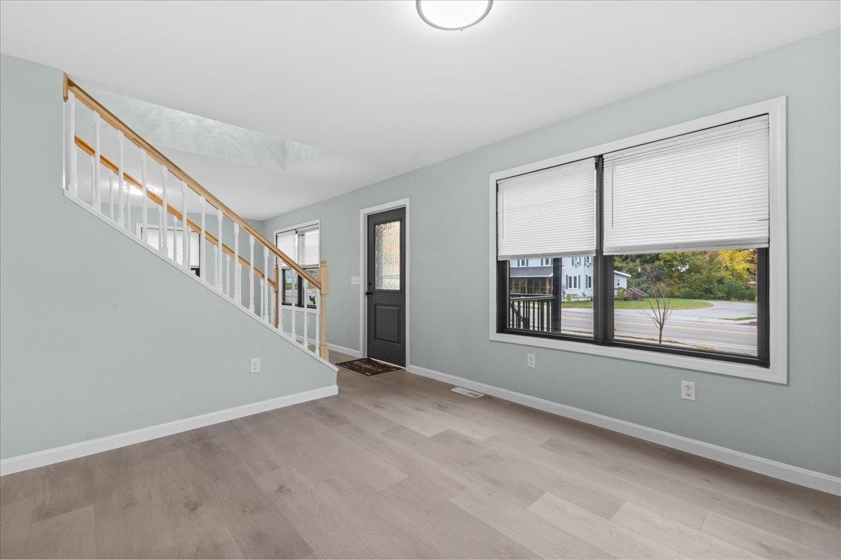 40 Maple Street Property Photo 6