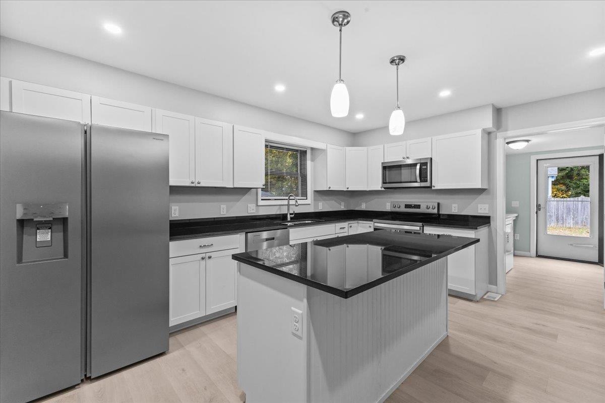 40 Maple Street Property Photo 11