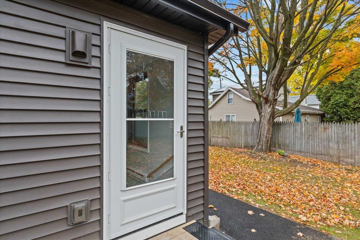 40 Maple Street Property Photo 27