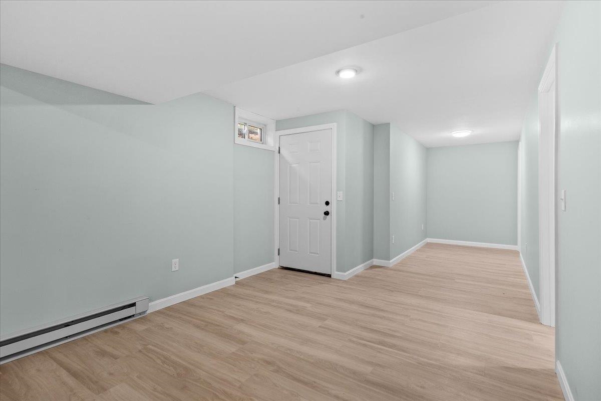 40 Maple Street Property Photo 29