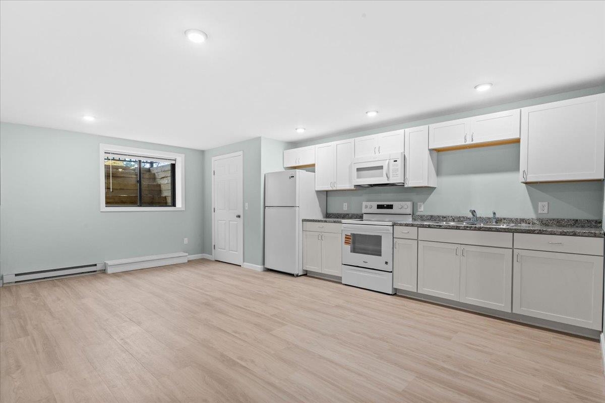 40 Maple Street Property Photo 30