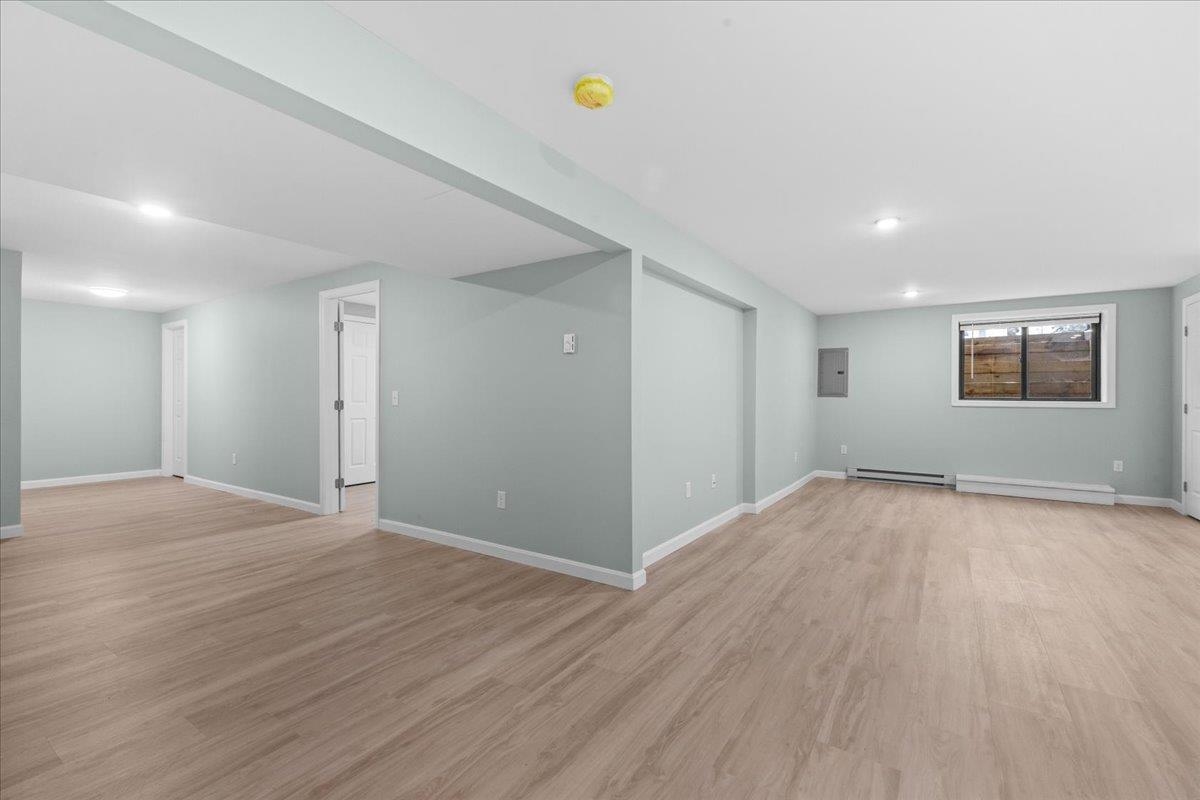 40 Maple Street Property Photo 34