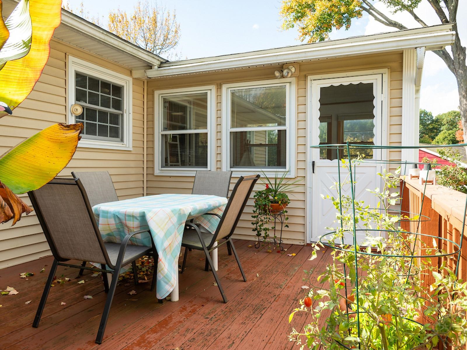 16 Greenwood Avenue Property Photo 36