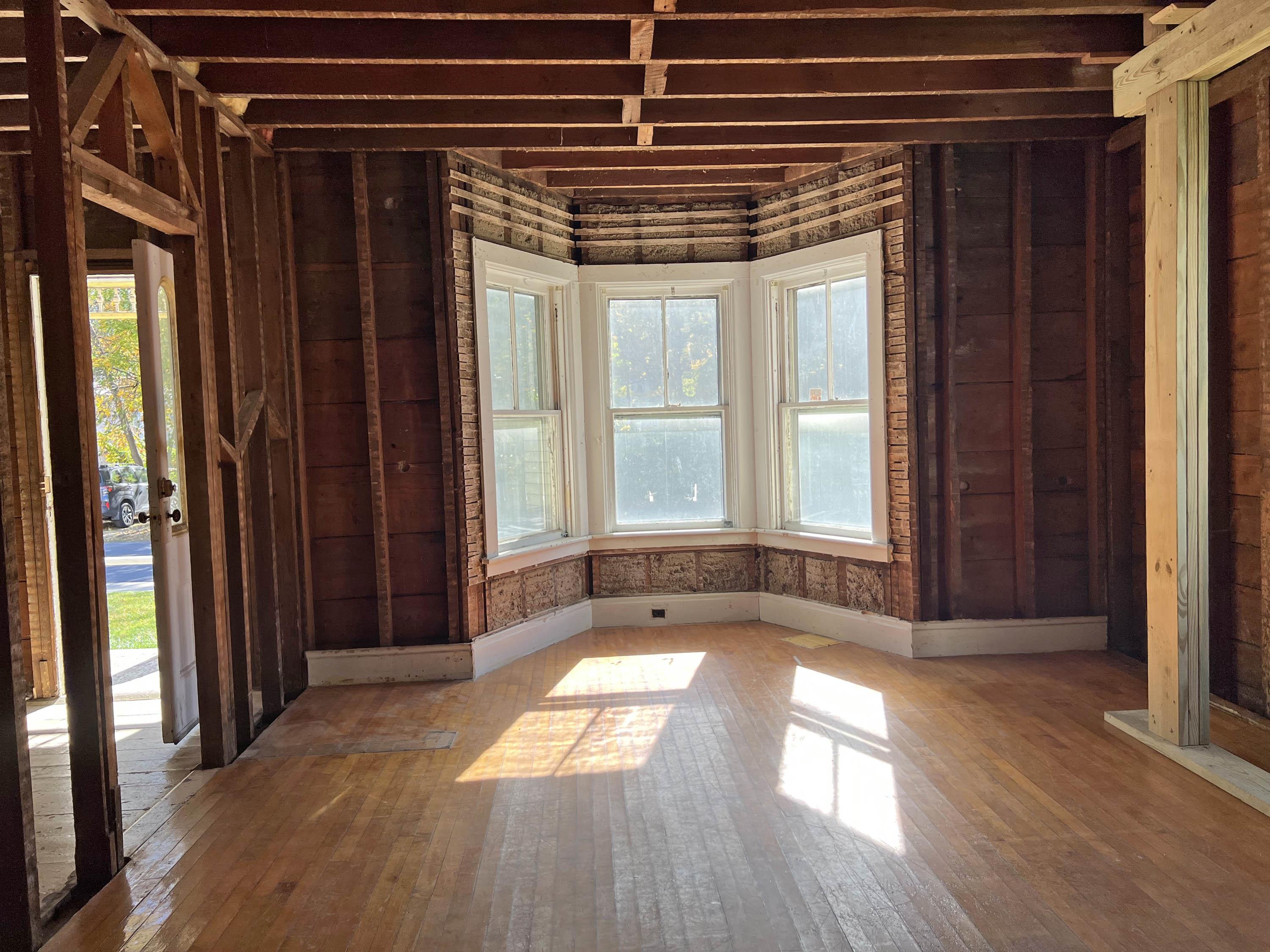 139 Frost Street Property Photo 4