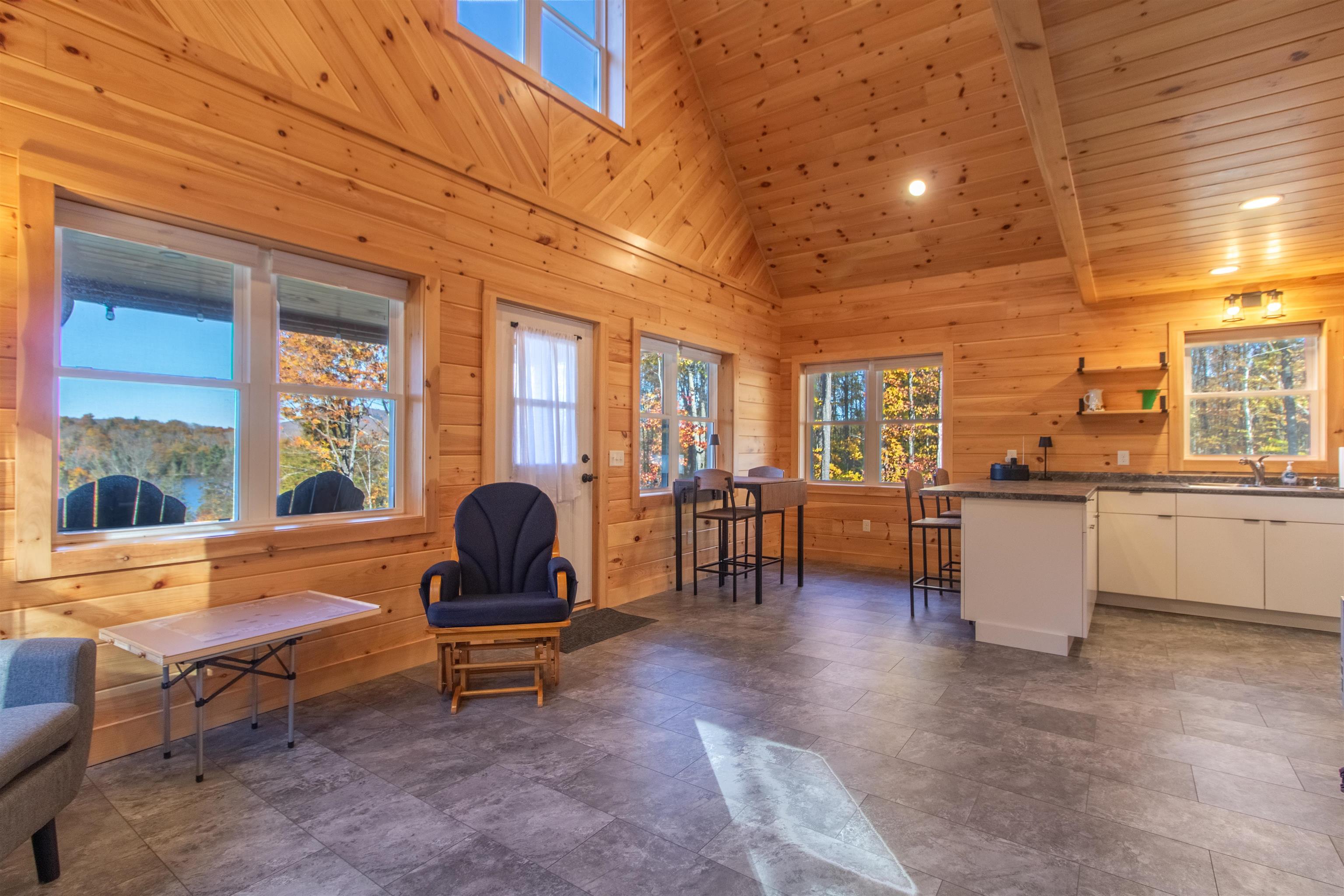 420 Ponemah Path Property Photo 6