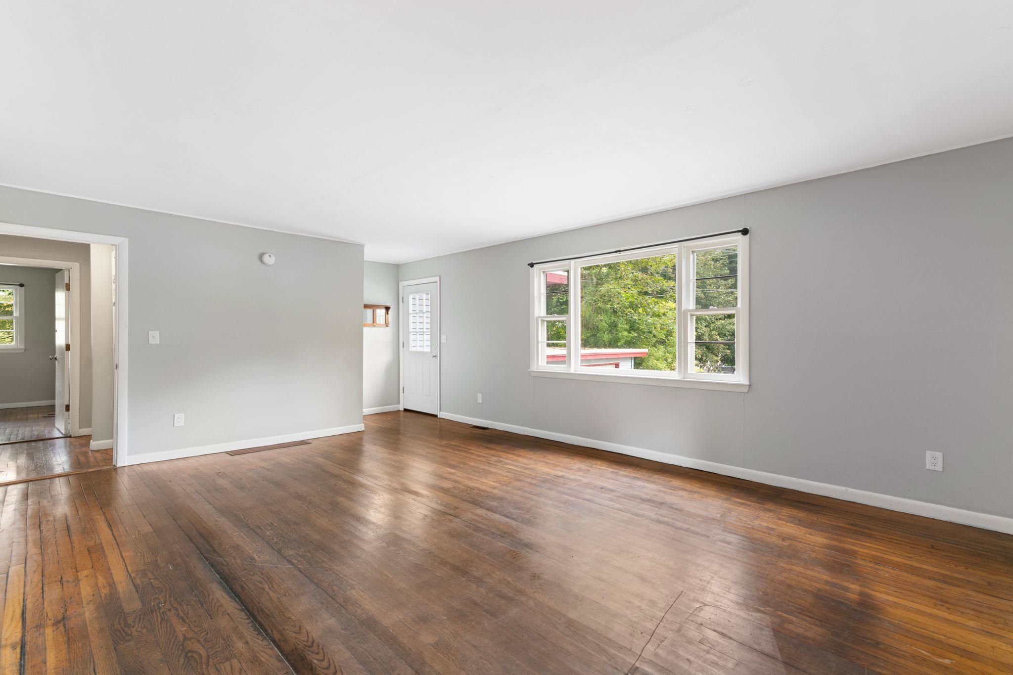 43 Winter Street Property Photo 2