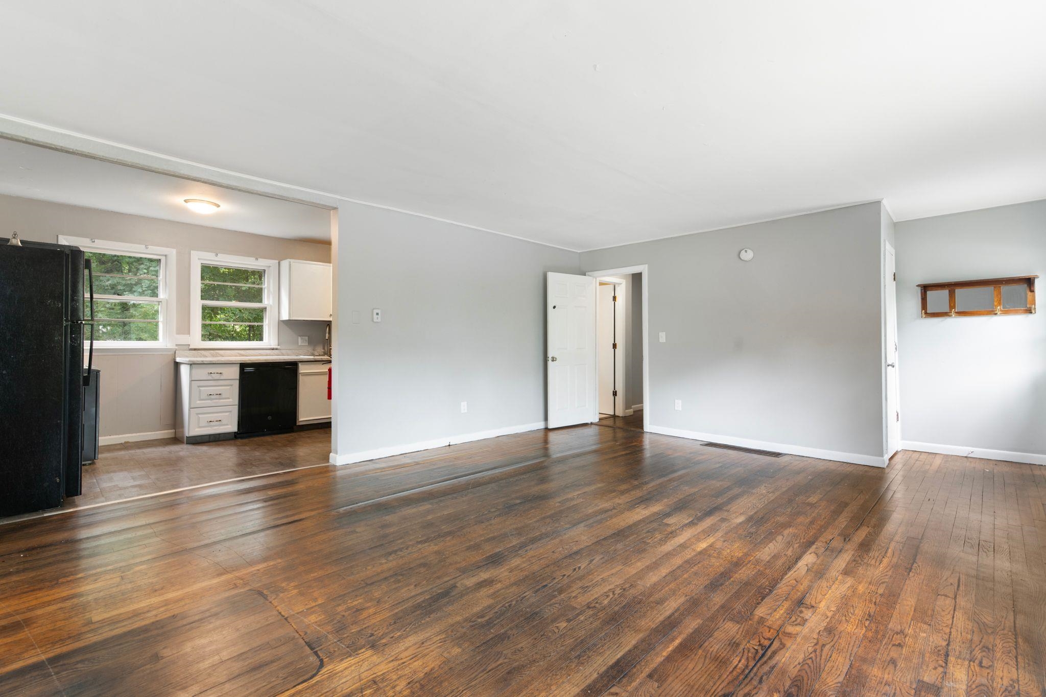 43 Winter Street Property Photo 15