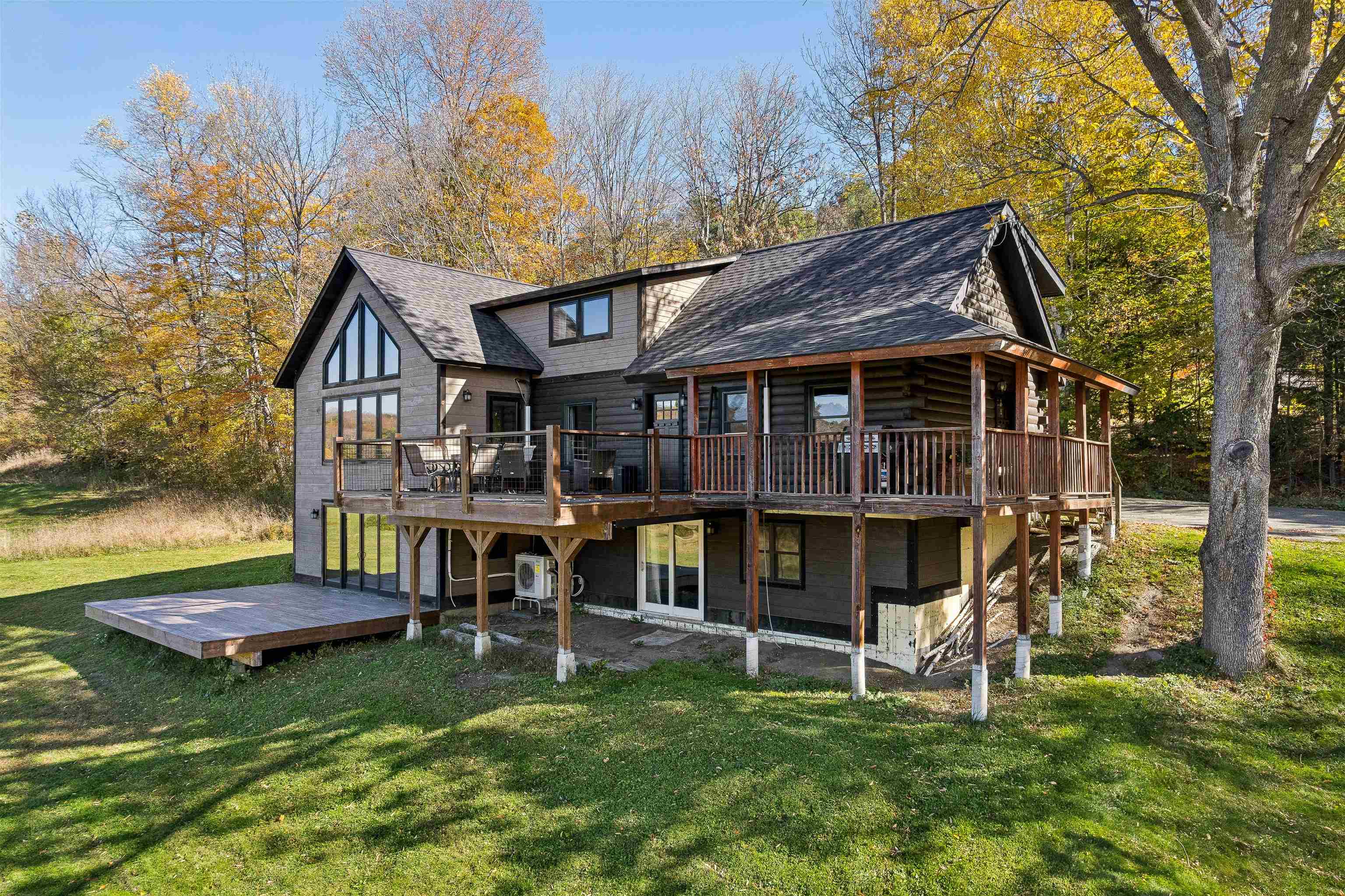 1740 Gee Hill Road Property Photo 1