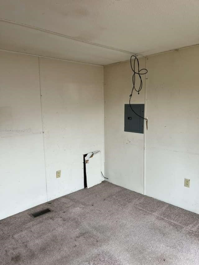 487 Us Route 2 Property Photo 7