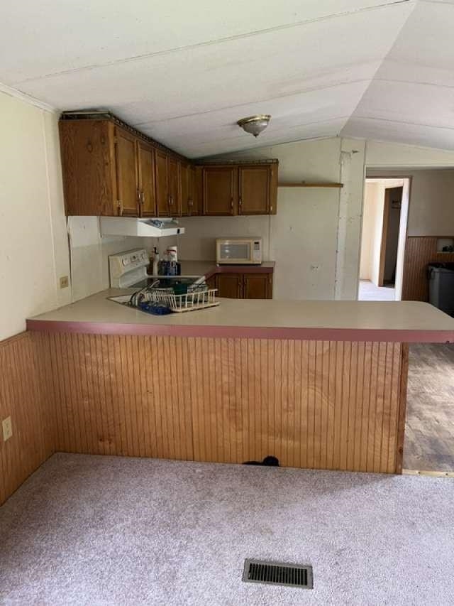 487 Us Route 2 Property Photo 10
