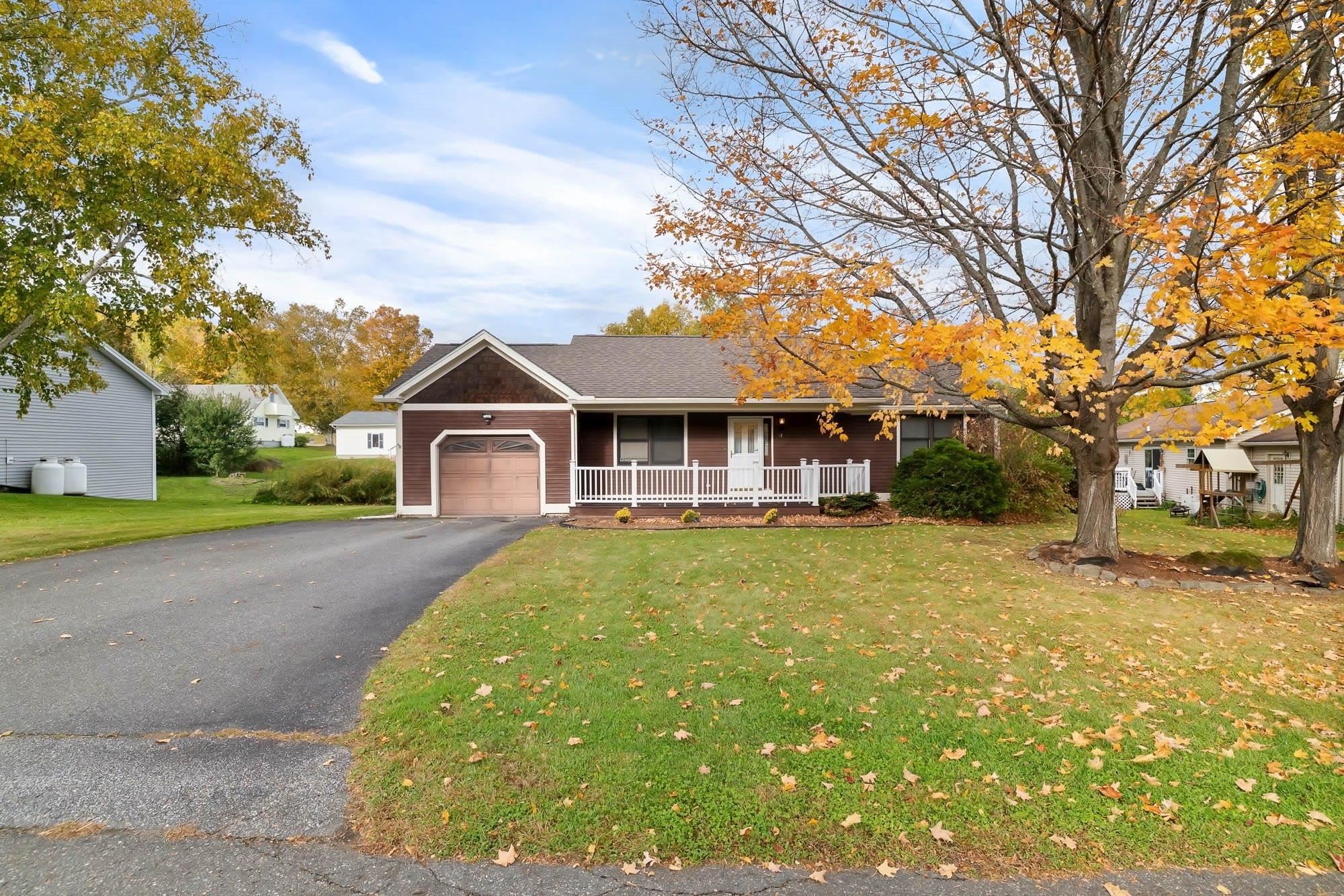 17 Country Way Property Photo 1