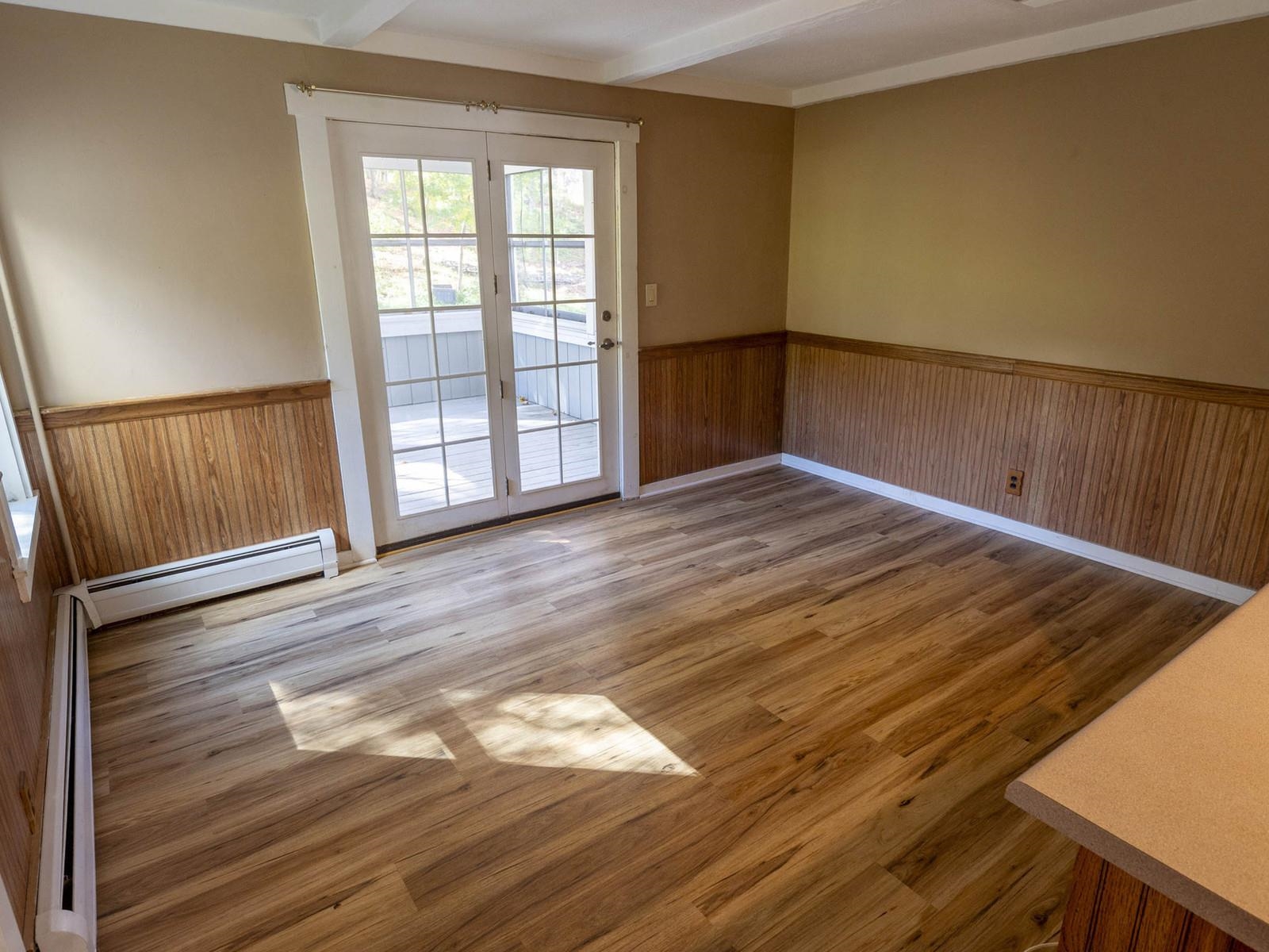 68 Davis Avenue Property Photo 9