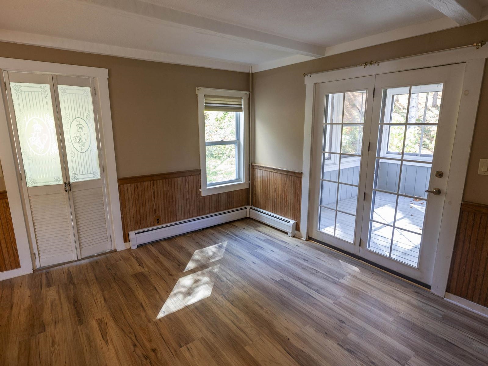 68 Davis Avenue Property Photo 10