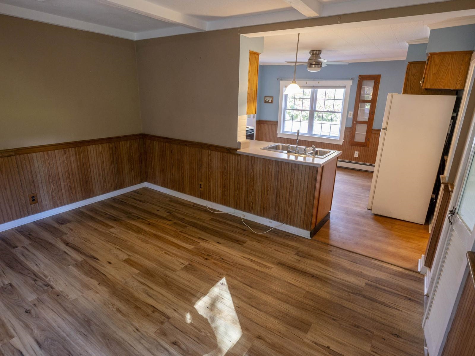 68 Davis Avenue Property Photo 12