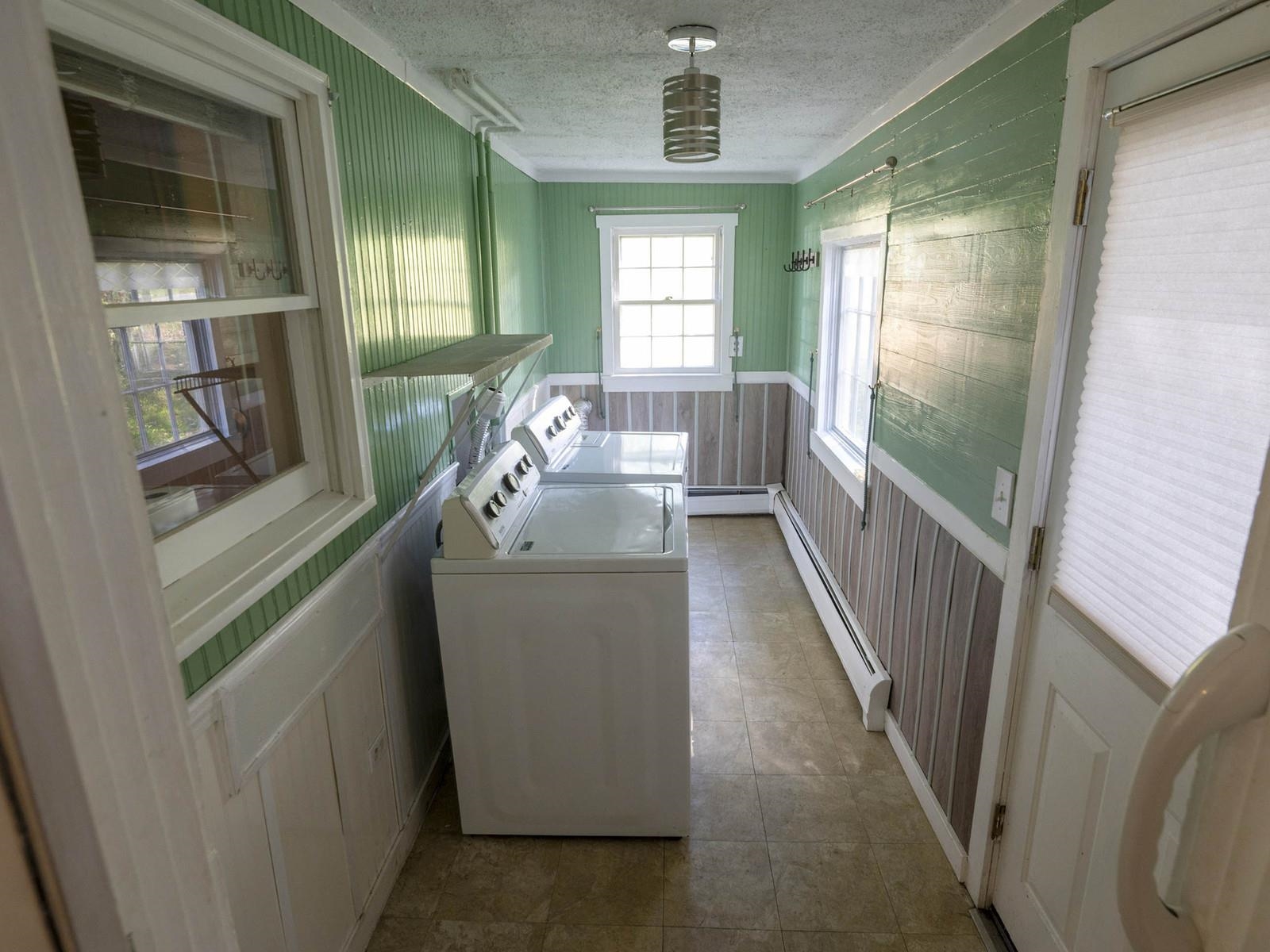 68 Davis Avenue Property Photo 13