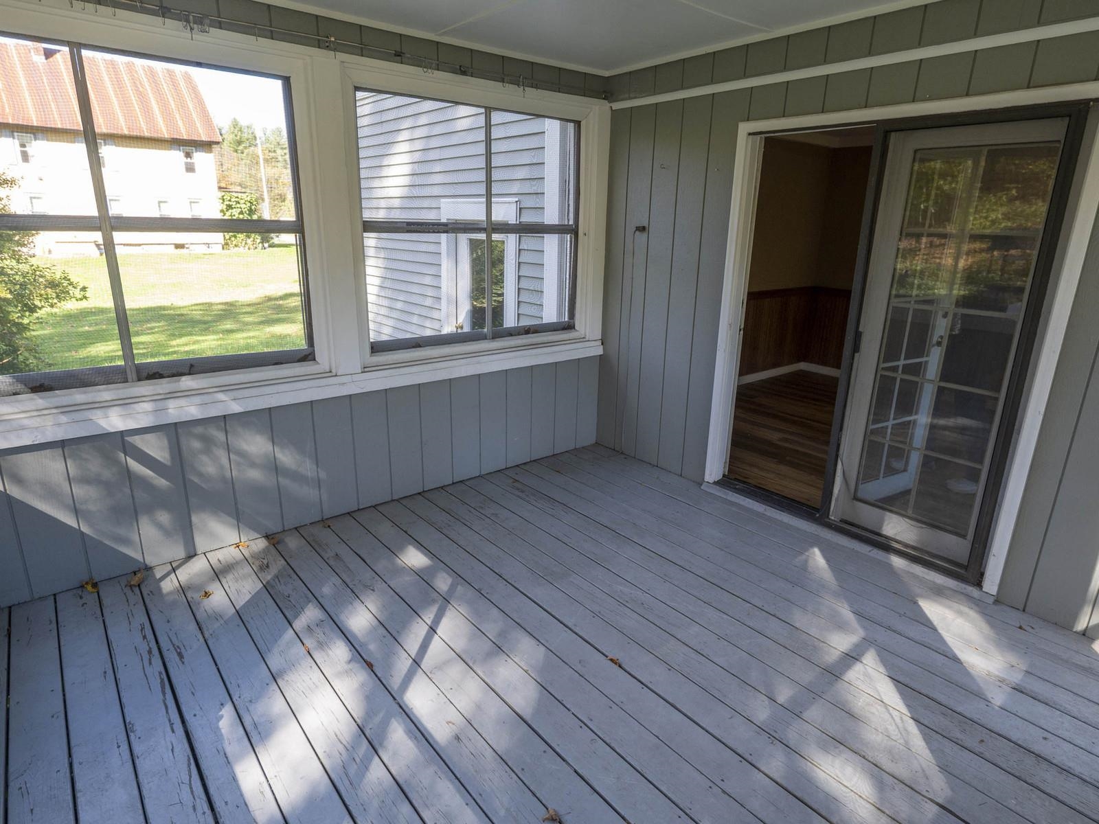 68 Davis Avenue Property Photo 14
