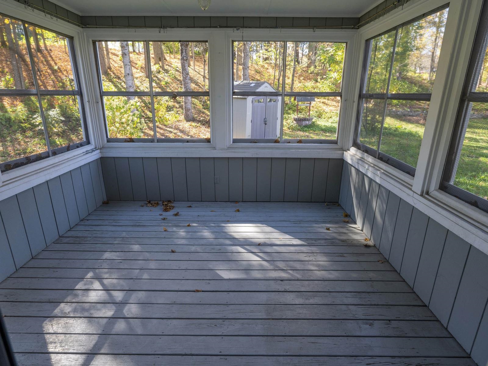 68 Davis Avenue Property Photo 15