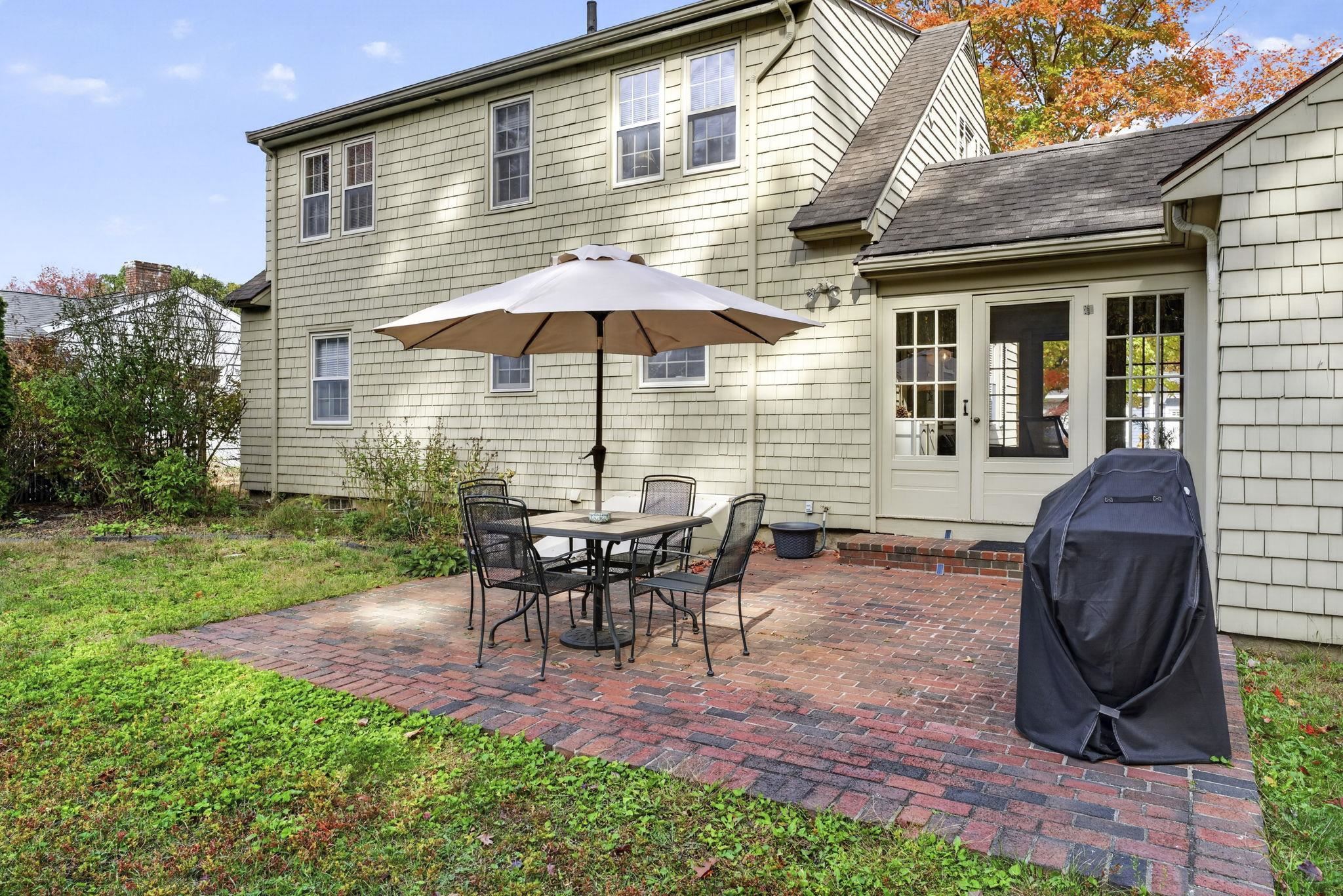 18 Drew Road Property Photo 2
