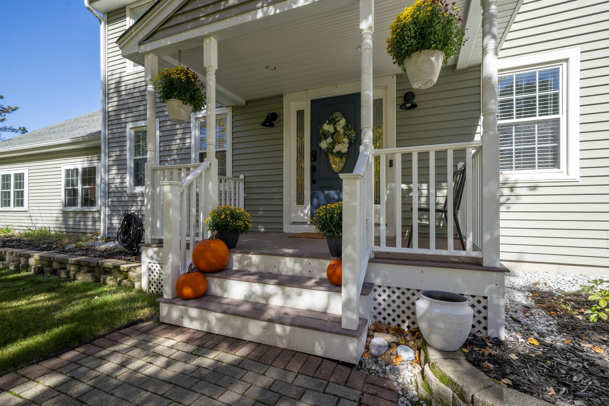 4 Copperfield Lane Property Photo 1