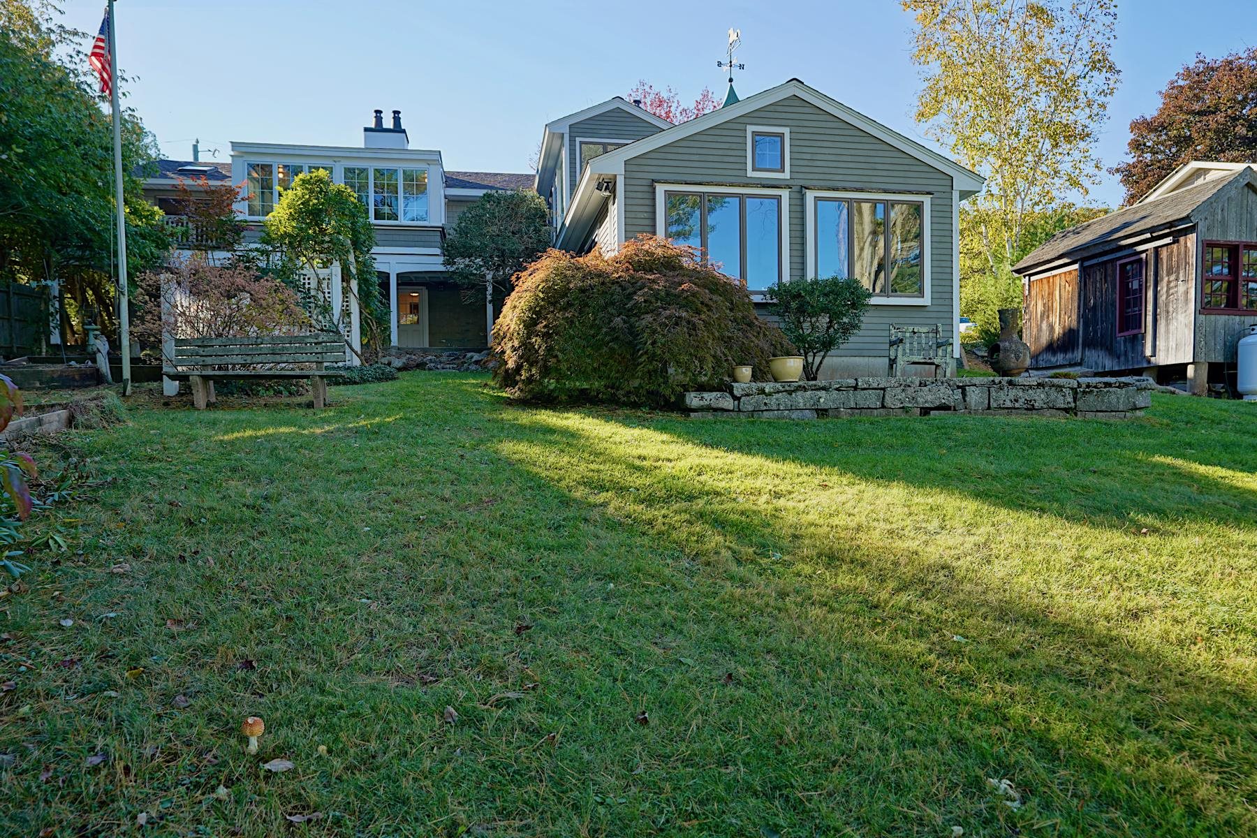 12 Roberts Road Property Photo 5
