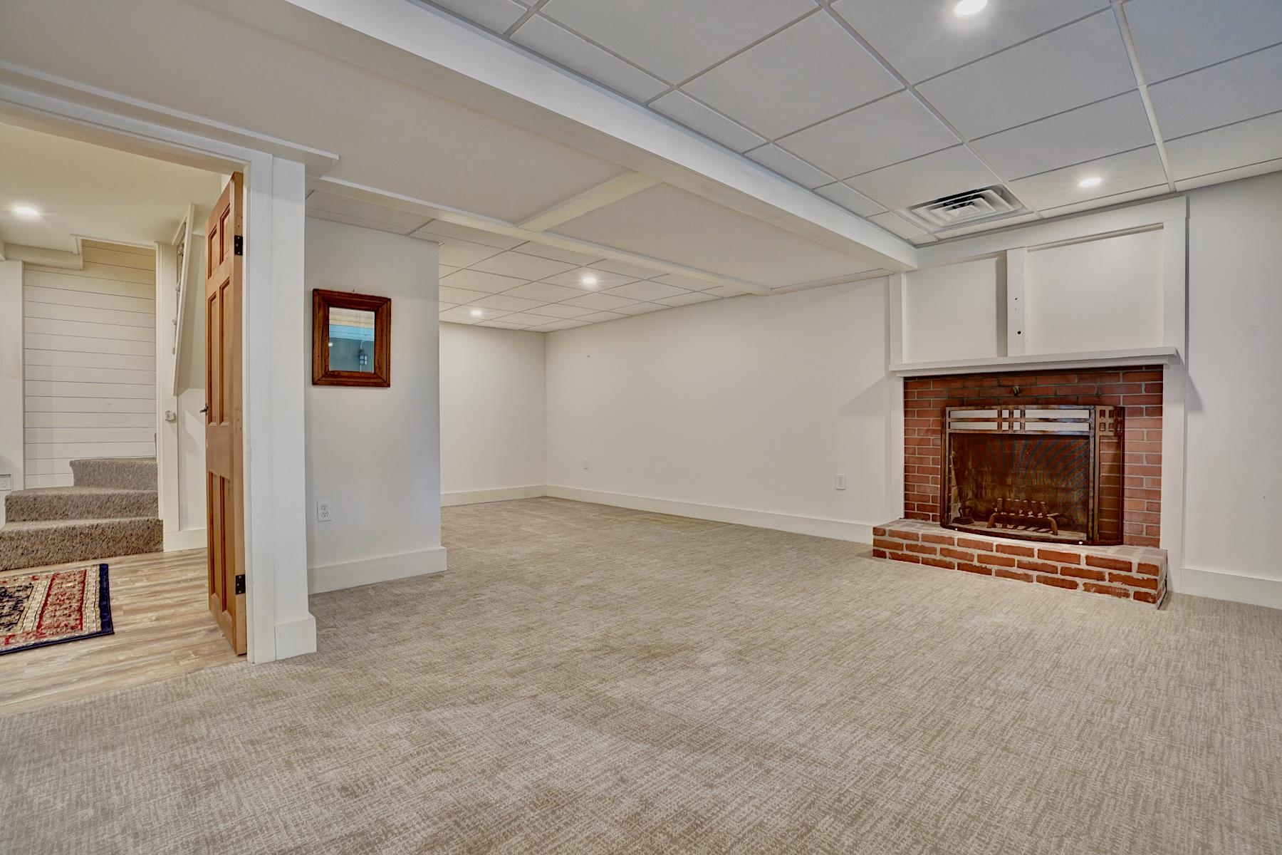 12 Roberts Road Property Photo 27