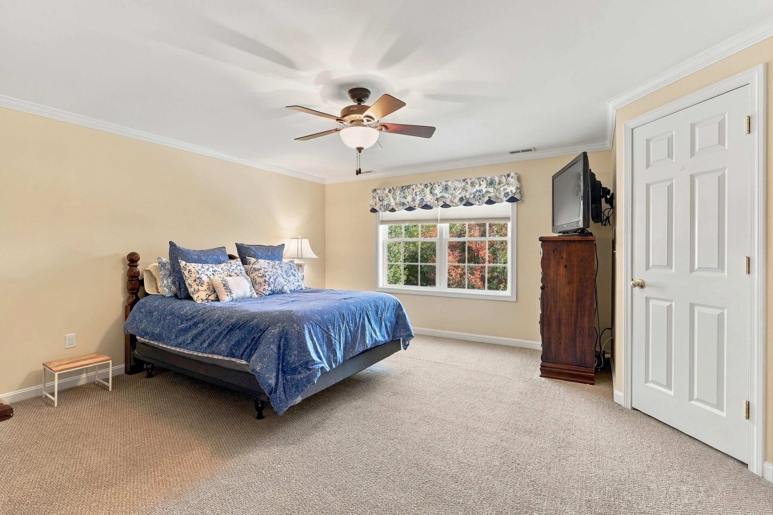 14 Pearson Way Property Photo 15