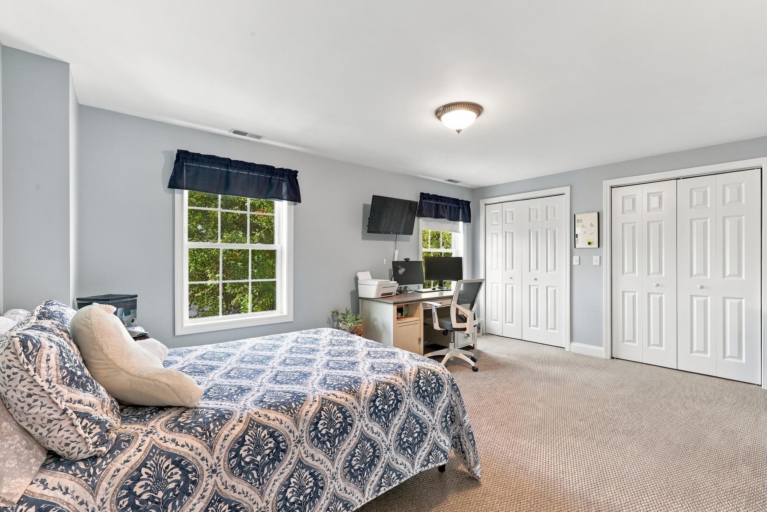 14 Pearson Way Property Photo 17