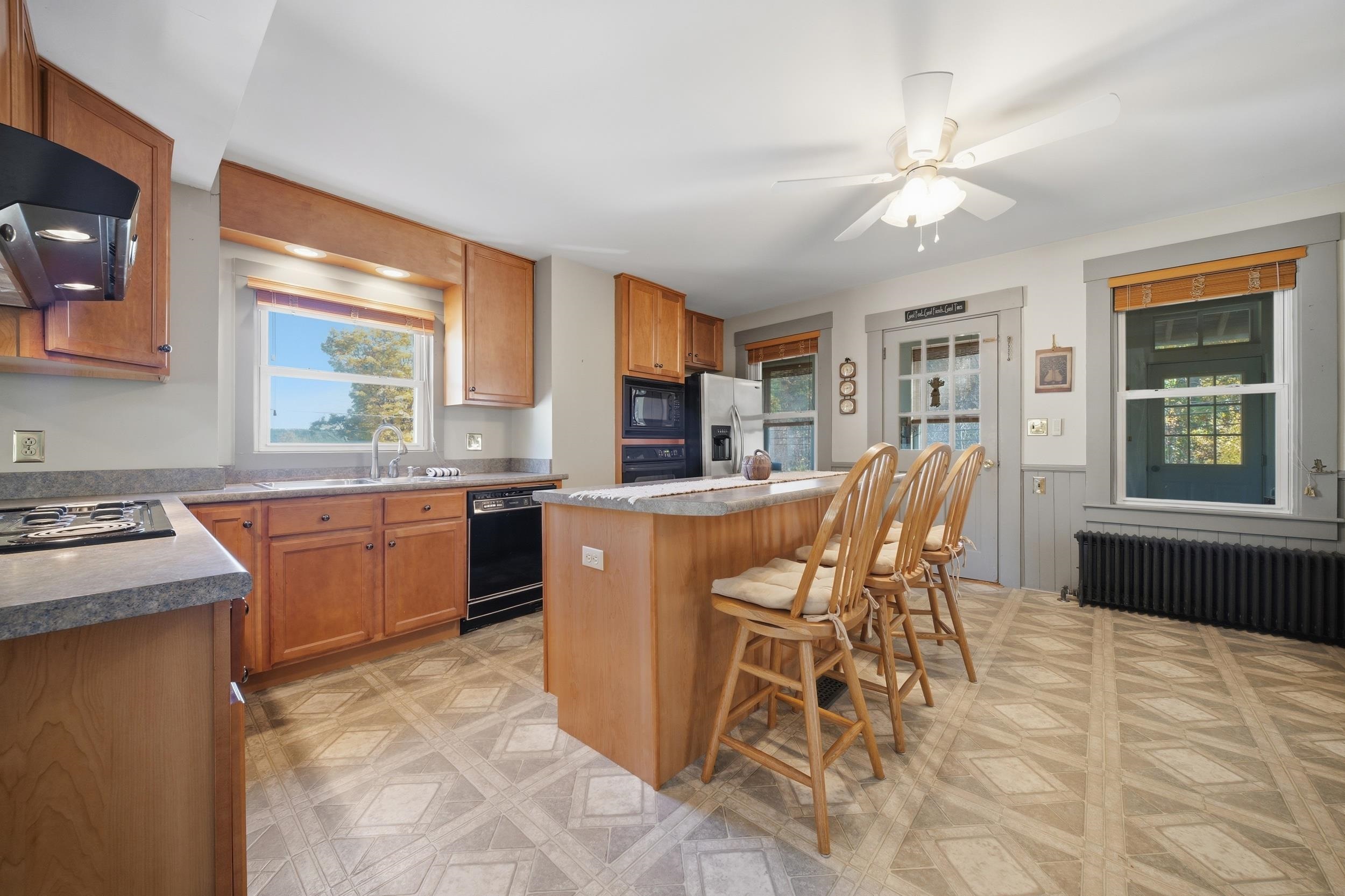 25 E Intervale Road Property Photo 9