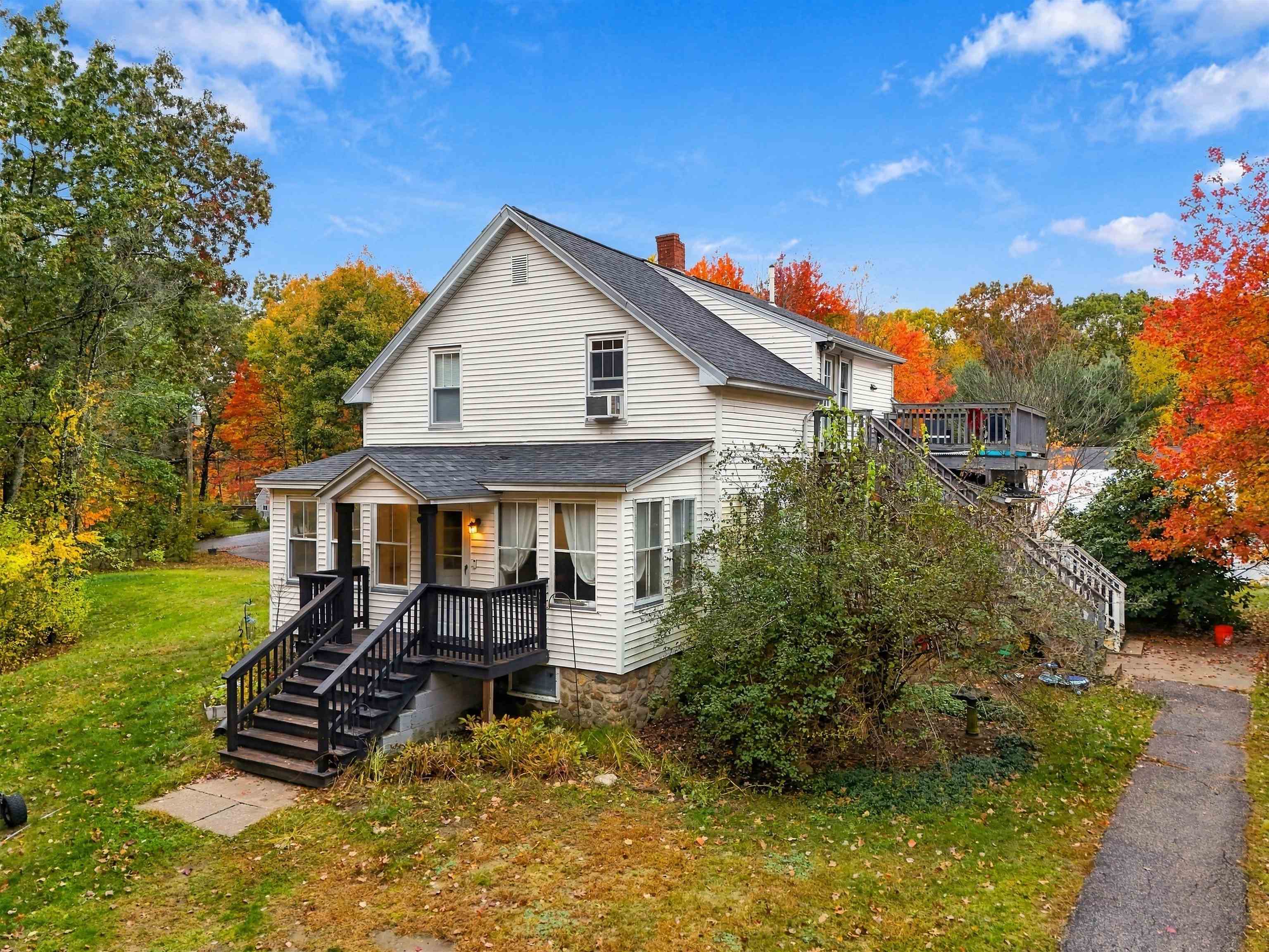 202 Leda Avenue Property Photo 1